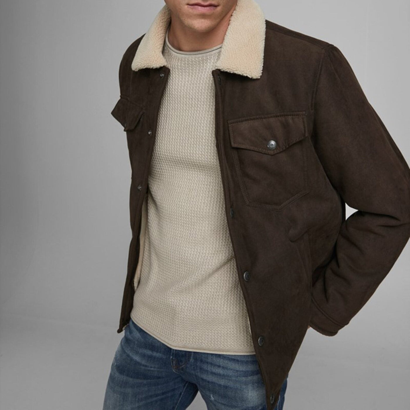 Veste Navara